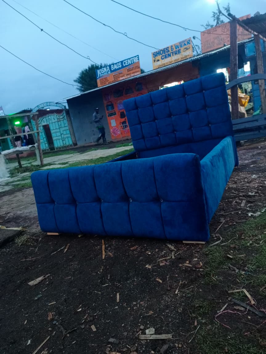 Chester Bed